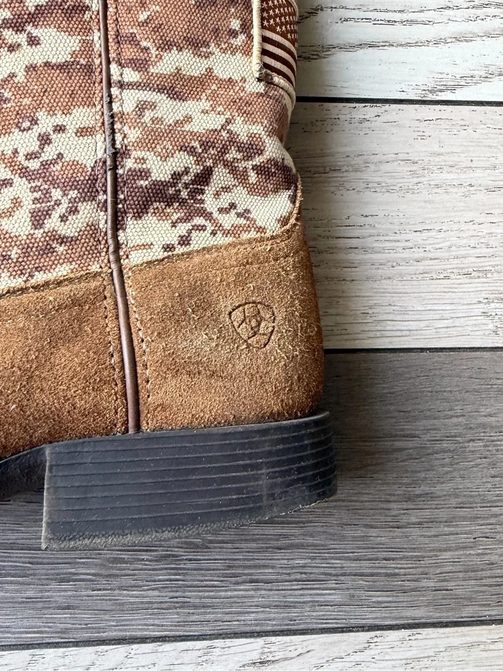 Ariat Kids Brown Suede & Tan Textile Western Boots size 4